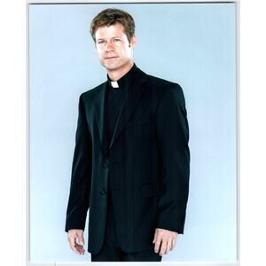 V Joel Gretsch Father Jack Landry Original Color Photo Sci-Fi Fantasy 8" x 10"
